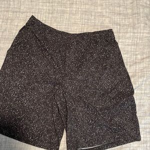 Lululemon Pace Breaker 9”